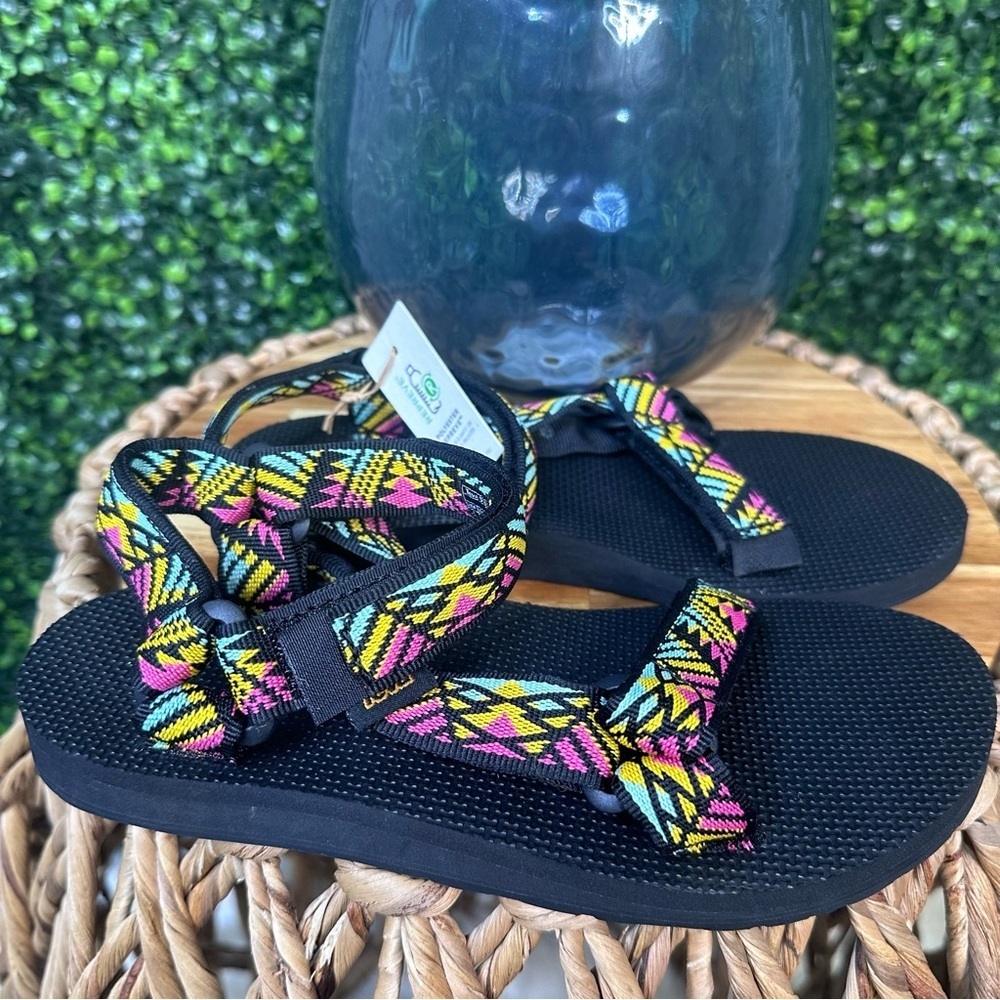 Teva nwt - Picture 7 of 13